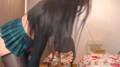 Snapshot of _mia_angel17 chatting on January 16, 11:48 pm MIA online show from January 16, 11:48 pm