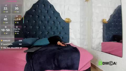 Snapshot of _mia_milf_ chatting on November 28, 7:27 pm _mia_milf_ online show from November 28, 7:27 pm