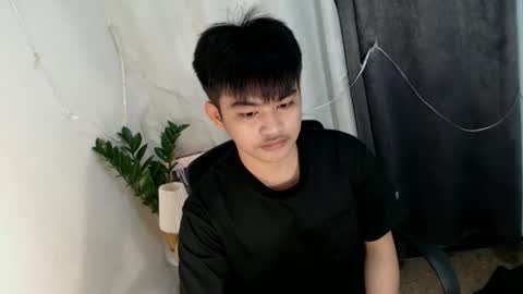 _mikko_moto_ online show from April 13, 11:27 am