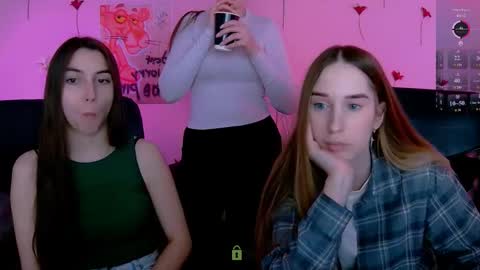 Snapshot of _mila_fire chatting on April 27, 9:07 am your Mila online show from April 27, 9:07 am