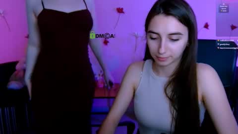 Snapshot of _mila_fire chatting on May 11, 2:45 pm your Mila online show from May 11, 2:45 pm