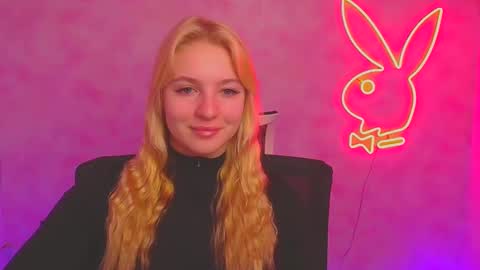 Melanie online show from January 12, 7:00 am