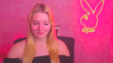 Melanie online show from February 23, 6:49 am