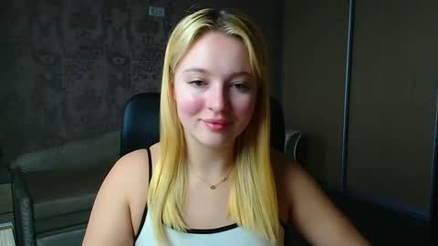 Melanie online show from February 23, 11:40 am