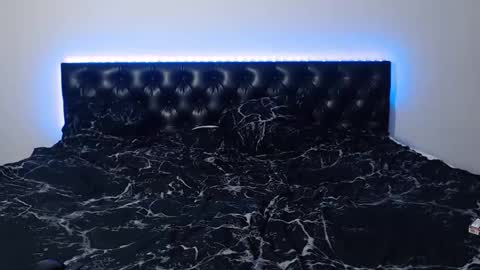 Snapshot of _mimi_mikey_ chatting on November 5, 5:24 pm mikey and mia online show from November 5, 5:24 pm