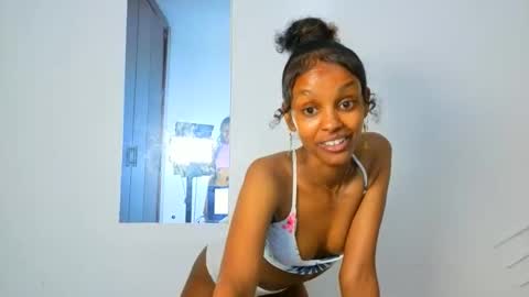 Snapshot of _mimimars chatting on March 2, 5:08 am Mimi online show from March 2, 5:08 am