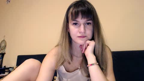 Snapshot of _minnie_boo_ chatting on October 24, 8:05 pm Boo online show from October 24, 8:05 pm