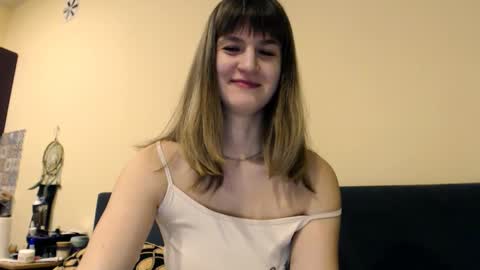 Snapshot of _minnie_boo_ chatting on October 25, 6:57 pm Boo online show from October 25, 6:57 pm