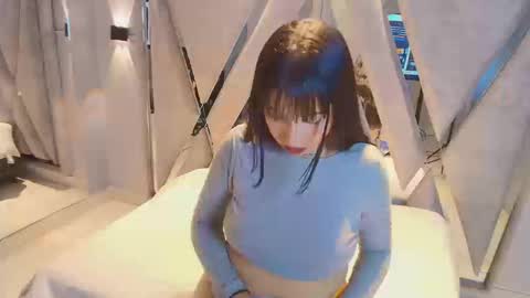 _mishell22 online show from February 27, 1:44 pm