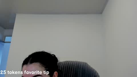 _miss_coco_ online show from February 18, 2:38 pm