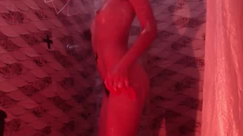 karoline uwu online show from December 14, 3:39 pm