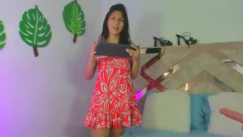 Snapshot of _miss_khloe chatting on February 10, 2:52 am Khloe online show from February 10, 2:52 am