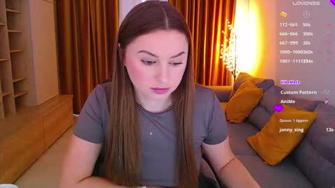 Mia online show from January 14, 10:32 am