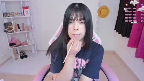 Snapshot of _misshoneyxx chatting on February 1, 11:48 pm Hanna Idependent Model online show from February 1, 11:48 pm