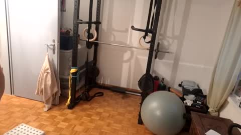 BENJI online show from November 24, 3:23 pm