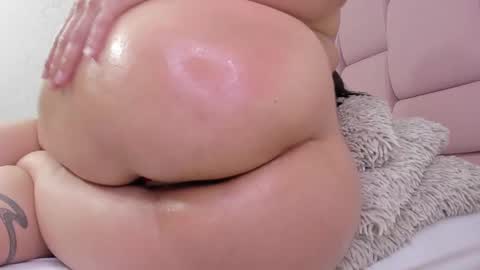 _molly_rosse_ online show from March 3, 4:14 pm