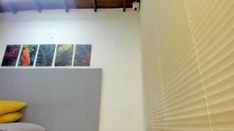 _molly_rosse_ online show from January 8, 12:07 pm