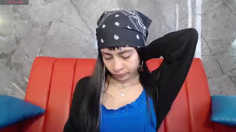 Molly online show from July 30, 7:35 pm