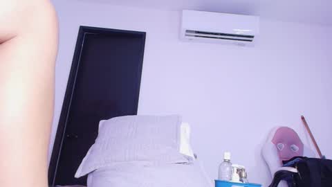 Snapshot of _morgam chatting on November 21, 7:23 pm MORGAN CELESTE online show from November 21, 7:23 pm