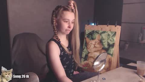 Debby  online show from February 16, 7:21 pm