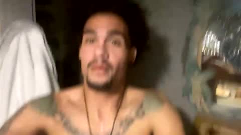 Snapshot of _mr_g chatting on December 26, 5:47 am Mixedbreed online show from December 26, 5:47 am