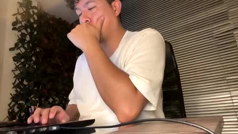 Panda  online show from December 5, 4:53 am