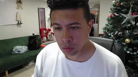 Panda  online show from December 4, 2:21 am