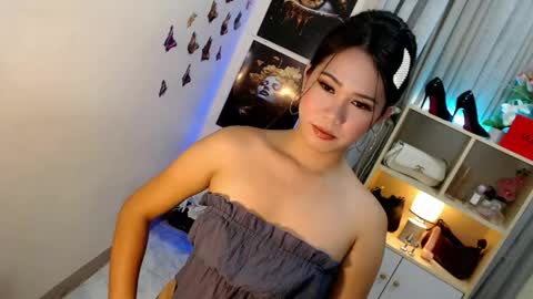 _mysticdoll_ online show from March 1, 1:51 am