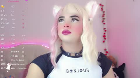 Snapshot of _natsuki chatting on December 15, 5:23 am _natsuki online show from December 15, 5:23 am