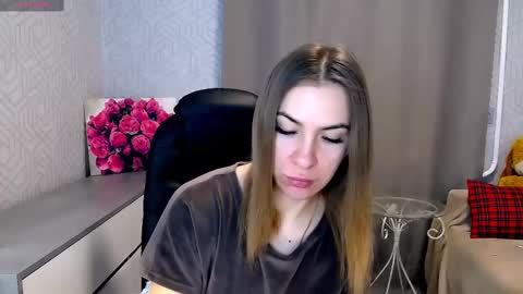 Snapshot of _naughty_megan_ chatting on February 20, 7:34 am Megan online show from February 20, 7:34 am