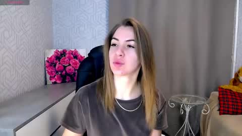 Snapshot of _naughty_megan_ chatting on March 3, 5:09 am Megan online show from March 3, 5:09 am