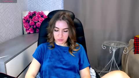 Snapshot of _naughty_megan_ chatting on March 10, 8:04 am Megan online show from March 10, 8:04 am