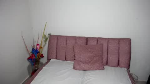 Snapshot of _naughtycouple1_ chatting on July 16, 6:30 am _naughtycouple1_ online show from July 16, 6:30 am