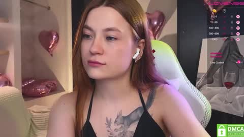 Mia with a big heart  online show from March 11, 12:22 pm