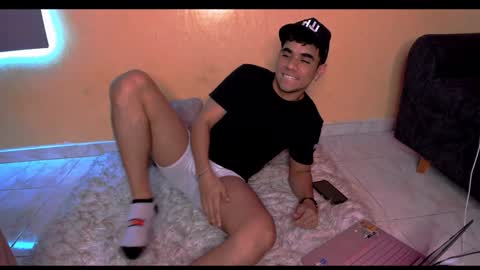 Snapshot of _nemesis_566 chatting on January 25, 2:37 am _nemesis_566 online show from January 25, 2:37 am