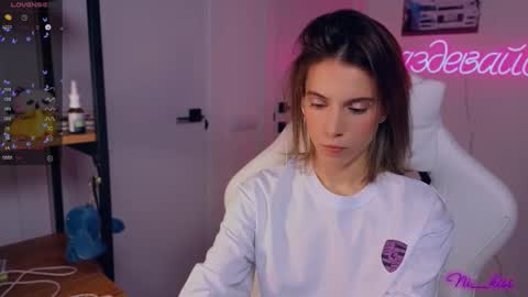 Snapshot of _ni_kiss chatting on September 19, 7:03 pm Nika online show from September 19, 7:03 pm