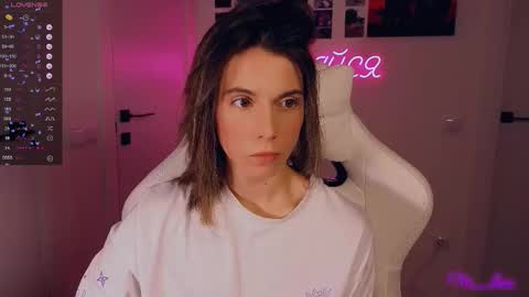 Snapshot of _ni_kiss chatting on November 30, 4:55 pm Nika online show from November 30, 4:55 pm