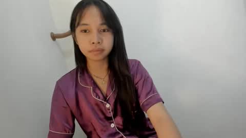 Nicole online show from May 22, 10:54 am