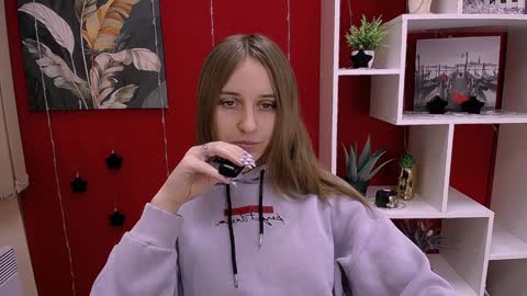 Nica online show from December 6, 11:00 am