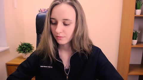 Nica online show from January 19, 3:21 pm