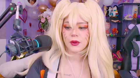 niiky online show from February 21, 6:31 pm