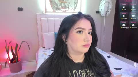 Snapshot of _nina_sweet chatting on September 18, 12:07 pm online show from September 18, 12:07 pm