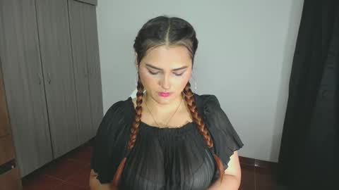 Nina  online show from December 28, 9:19 pm