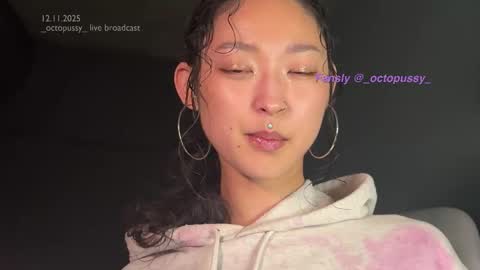 Mikayla online show from November 12, 8:08 pm