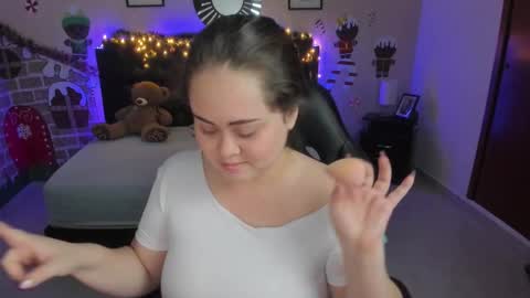 Olivia jones online show from January 8, 11:56 am