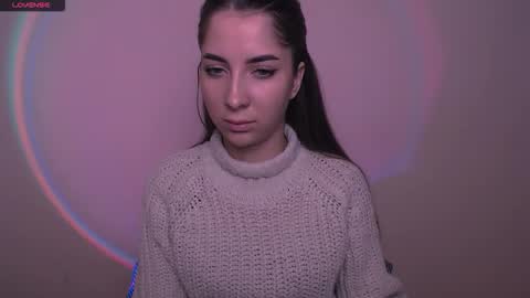 Snapshot of _oliviax_ chatting on November 29, 8:28 am Olivia online show from November 29, 8:28 am