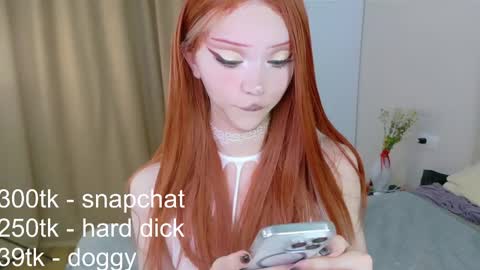 Snapshot of _paprika chatting on November 15, 8:27 pm _paprika online show from November 15, 8:27 pm