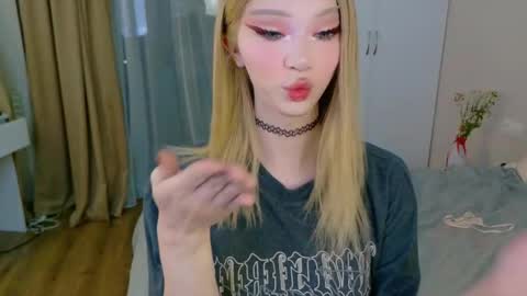 Snapshot of _paprika chatting on November 23, 6:52 pm _paprika online show from November 23, 6:52 pm