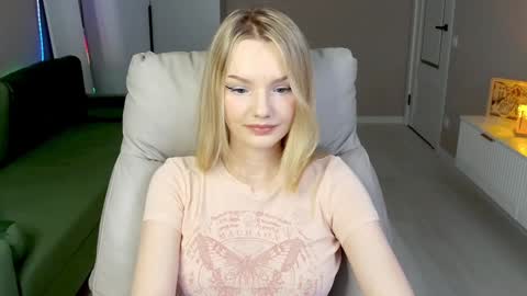 Tina online show from December 18, 3:29 pm