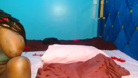 Peach online show from March 3, 12:05 pm